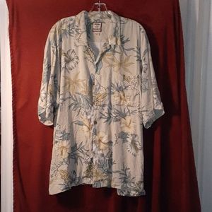 Tommy Bahama men's shirt XL flowered Hawaiian